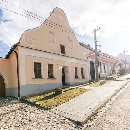 Dům Přátel Pavlova Hotel Exterior foto