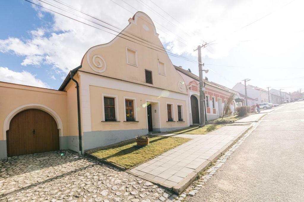 Dům Přátel Pavlova Hotel Exterior foto